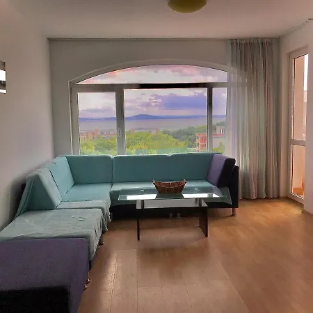 Apartment Sarafovo